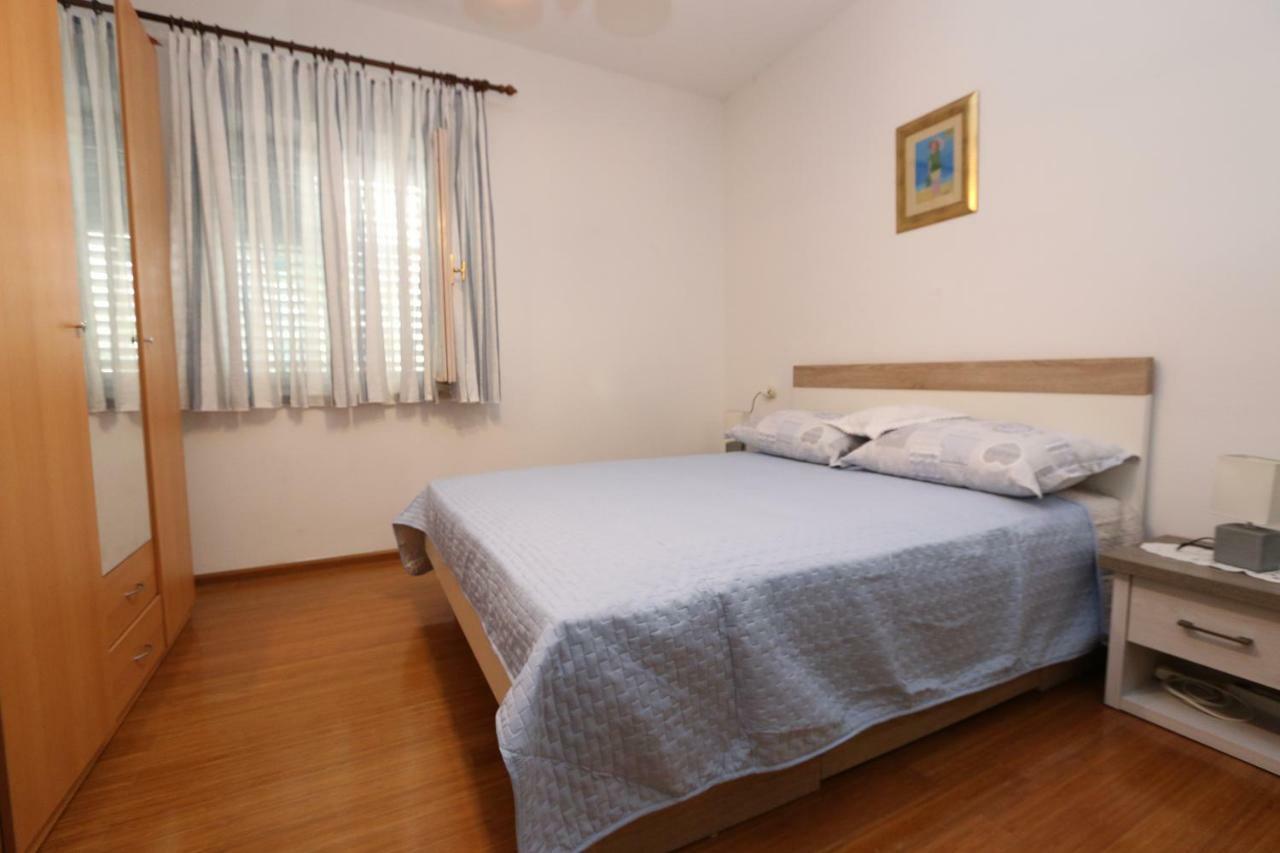 Pijer Apartman Novalja